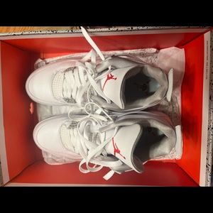 Air Jordan 4 Retro White Oreo